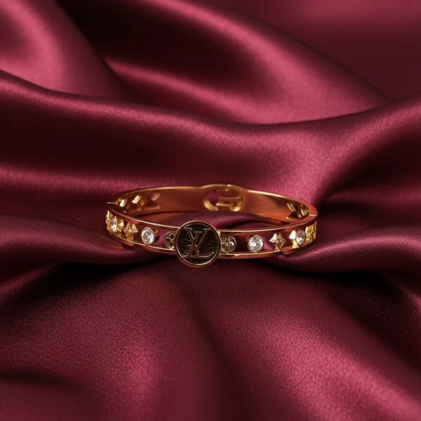Minimal Kada