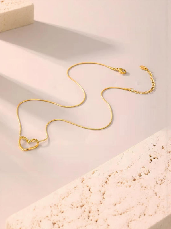 Heart Pendant with Chain / Gold Plated