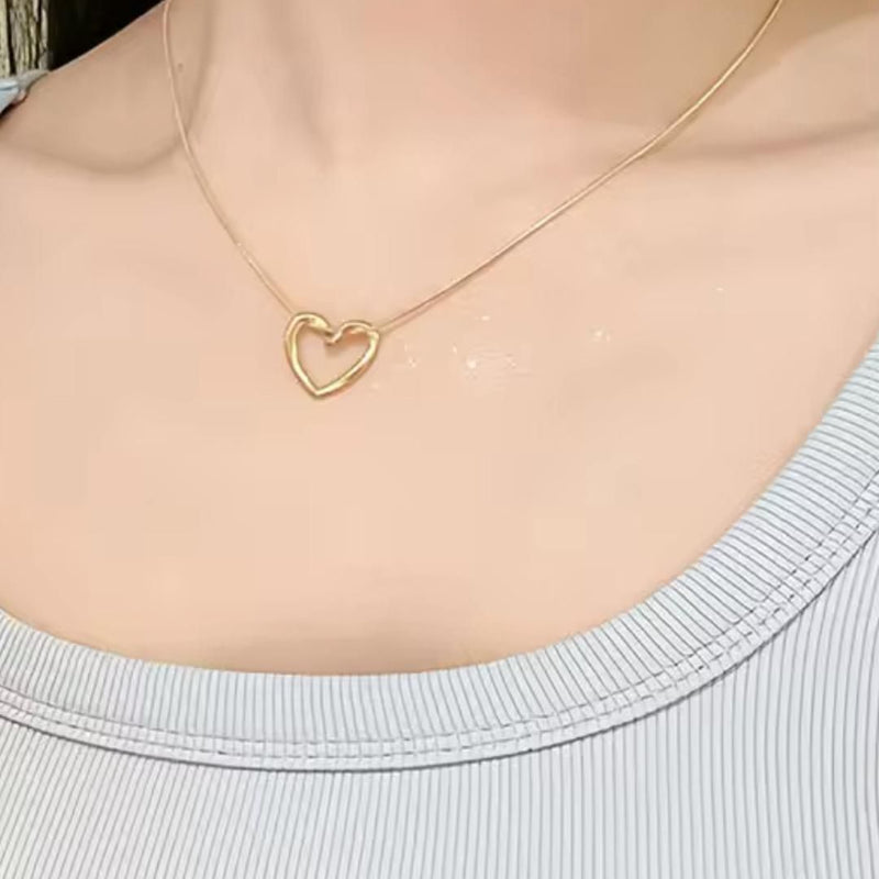 Heart Pendant with Chain / Gold Plated