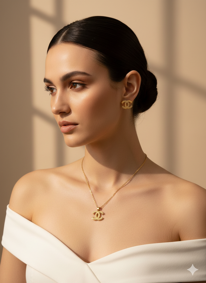 Amaura Radiant Emblem Neckset “Shimmer Icon Glow”