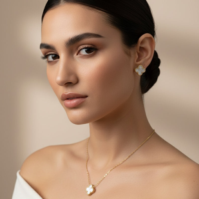 White Clover Pendant Set with Stud Earrings