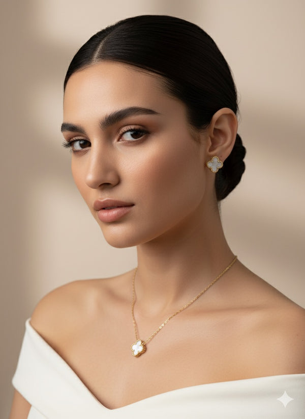 White Clover Pendant Set with Stud Earrings