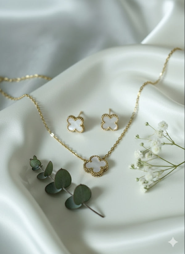 White Clover Pendant Set with Stud Earrings