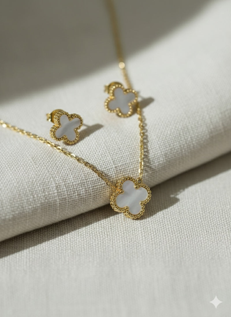 Clover Necklace