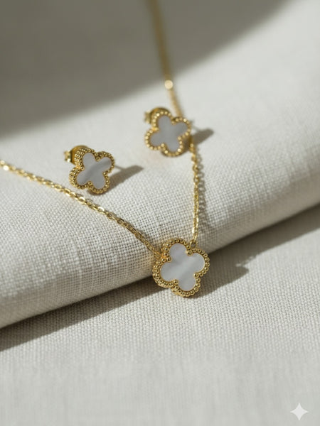 Clover Necklace