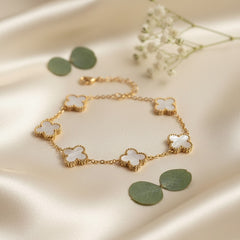 Classic Gold Bow Bracelet