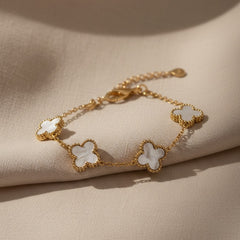 Amaura Ivory Clover Luxe Bracelet Picture