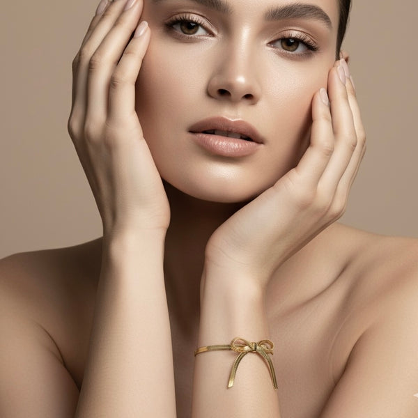 Elegant Gold Bow Knot Bracelet for Women
