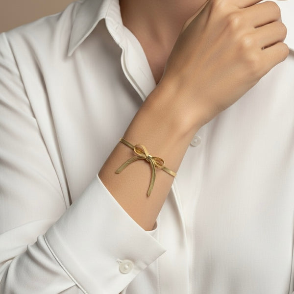 Elegant Gold Bow Knot Bracelet for Women