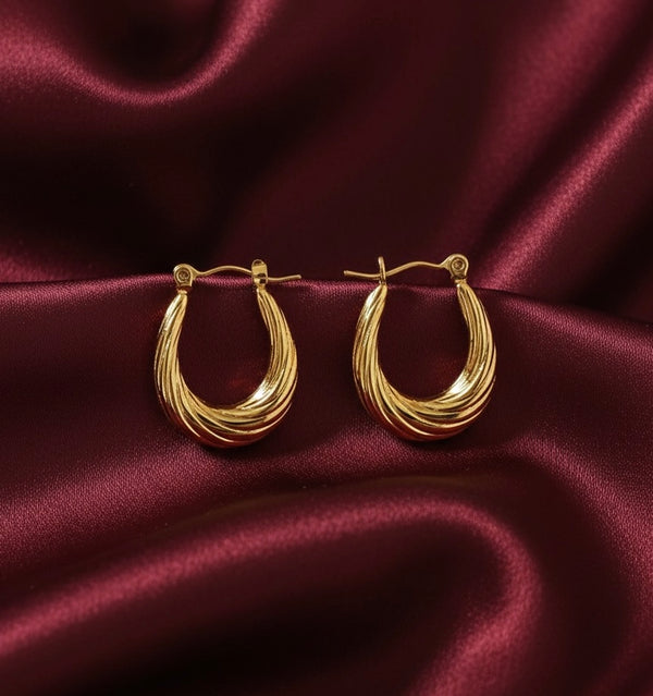 Minimal Hoop Earrings