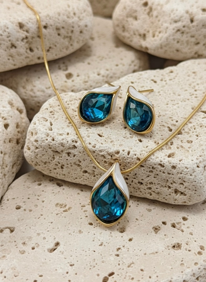 Amaura Blue Oasis Necklace Set “Azure Accent Gold Set”