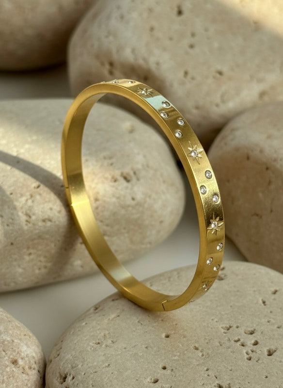 Amaura Celestial Spark Gold Kada Close View