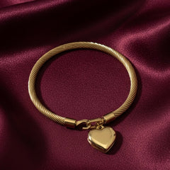 Amaura Heartlock Gold Kada