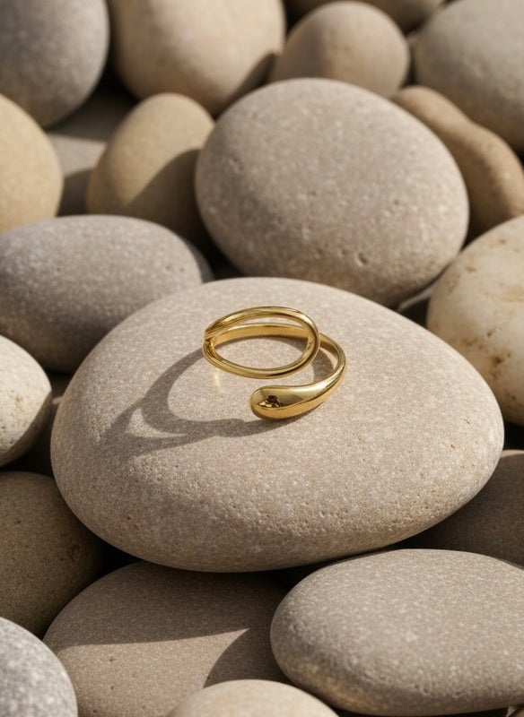 Organic Curve Adjustable Gold Ring