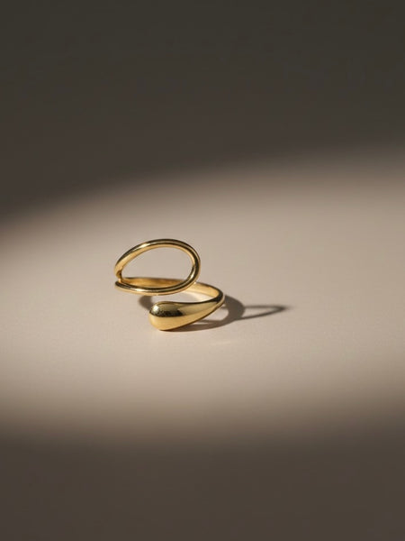 Organic Curve Adjustable Gold Ring