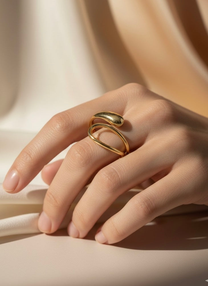 Organic Curve Adjustable Gold Ring