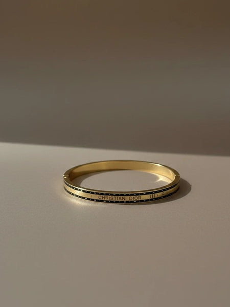 Stainless steel golden kada bracelet
