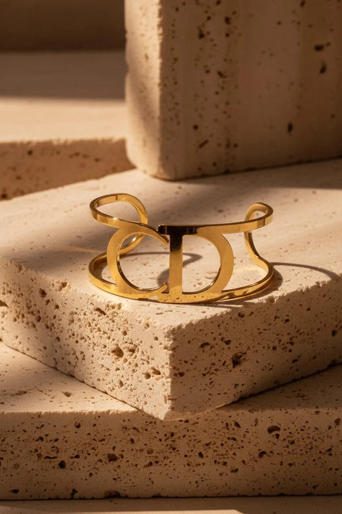 Free size stainless steel cuff bracelet
