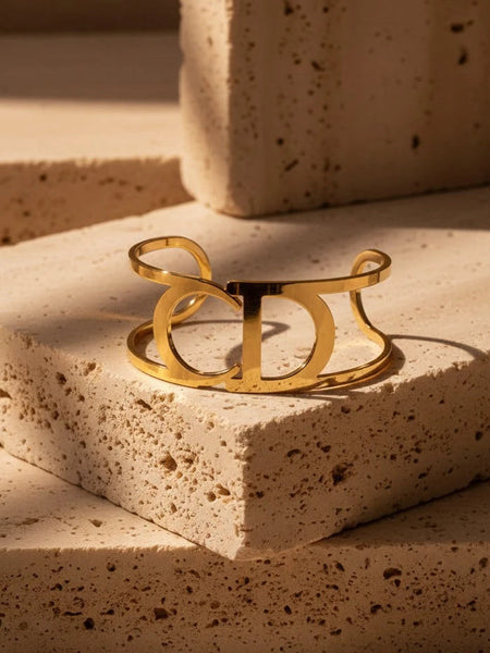 Free size stainless steel cuff bracelet
