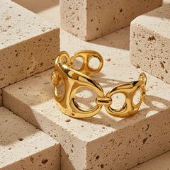 Luxury golden cuff bracelet for women
