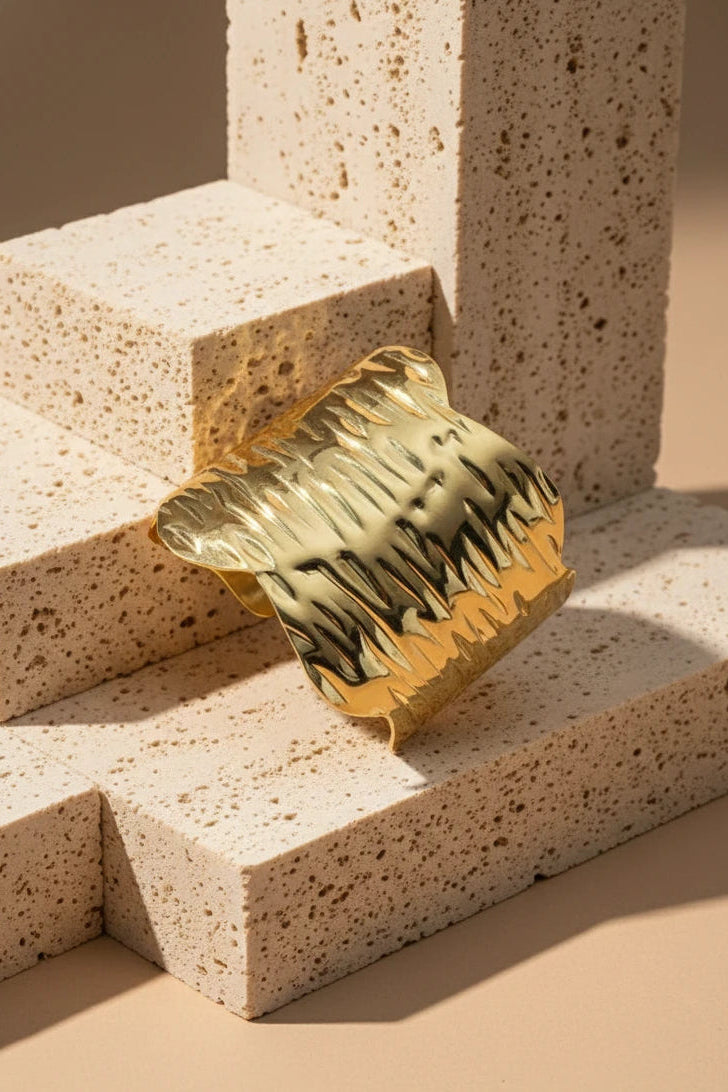 Stainless steel hammered cuff bracelet
