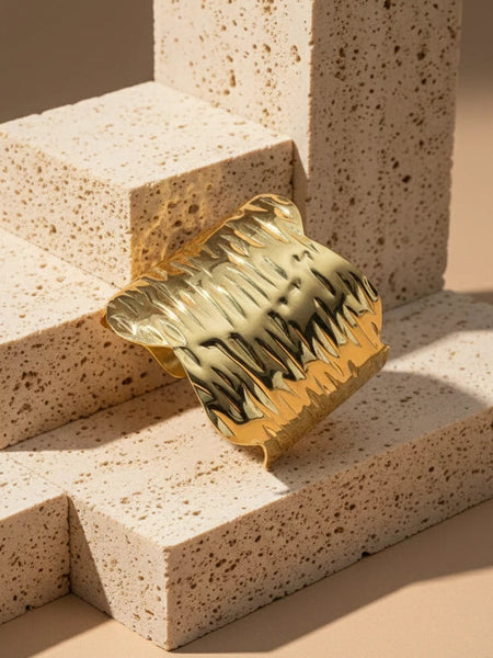 Stainless steel hammered cuff bracelet
