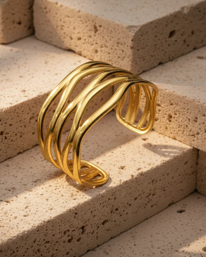 Stainless steel wave cuff bracelet
