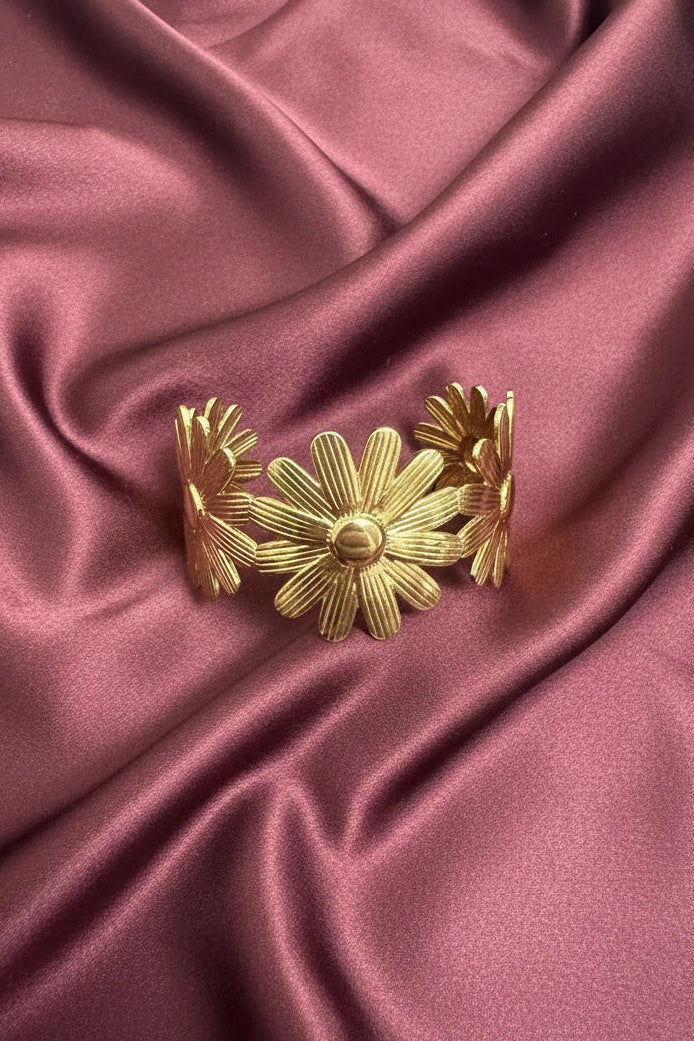 Big cuff floral bracelet design
