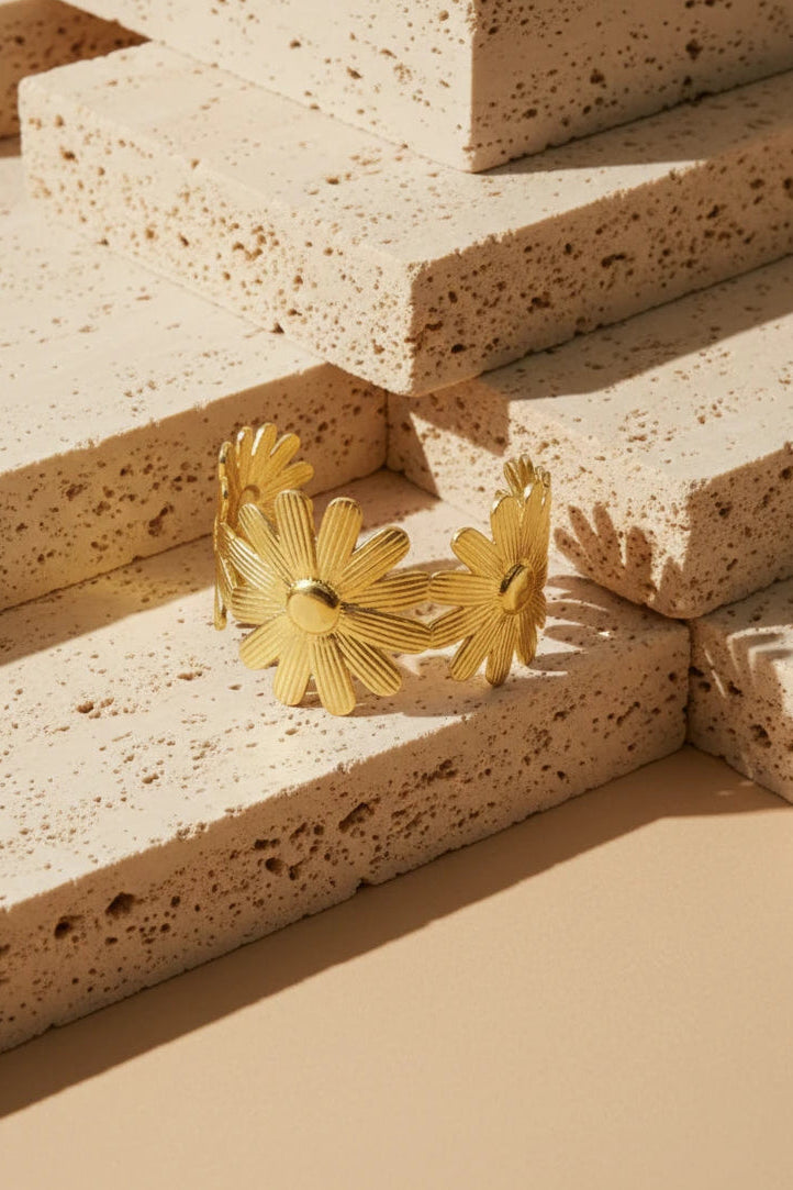 Stainless steel flower cuff bracelet
