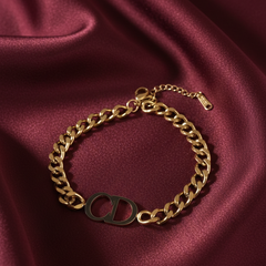 Amaura Regal Link Gold Bracelet 