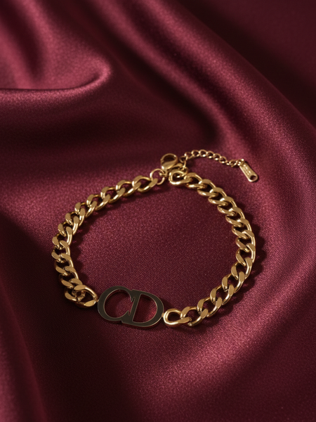 Amaura Regal Link Gold Bracelet 