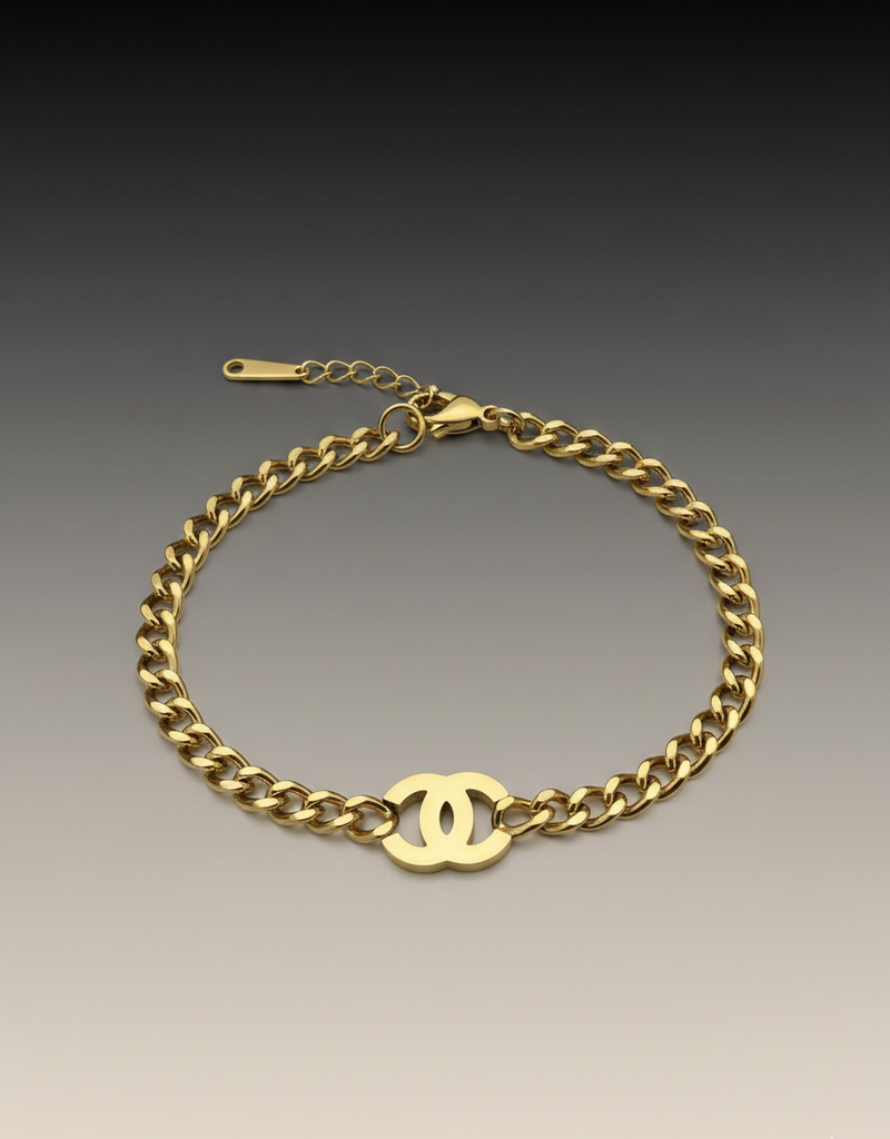 Amaura Golden Emblem Chain Bracelet Image
