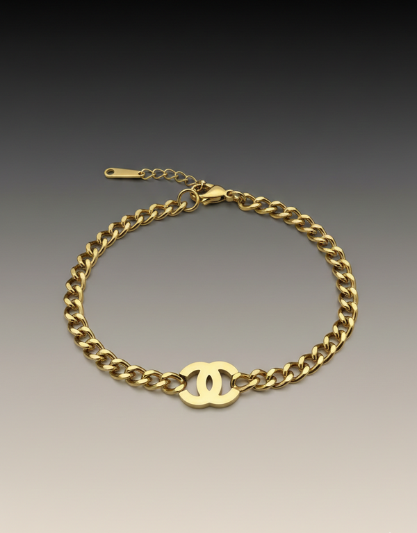 Amaura Golden Emblem Chain Bracelet Image