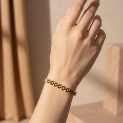 Amaura Classic Link Gold Bracelet On Hand