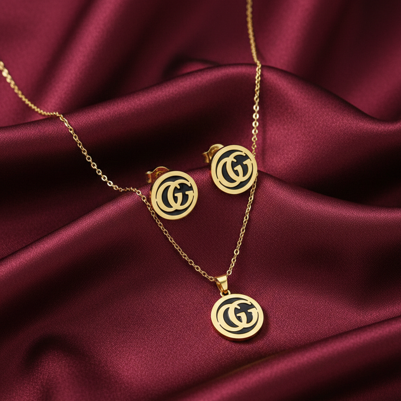 Amaura Noir Gold Emblem Set