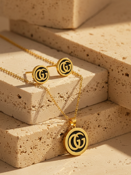 Amaura Noir Gold Emblem Set Picture