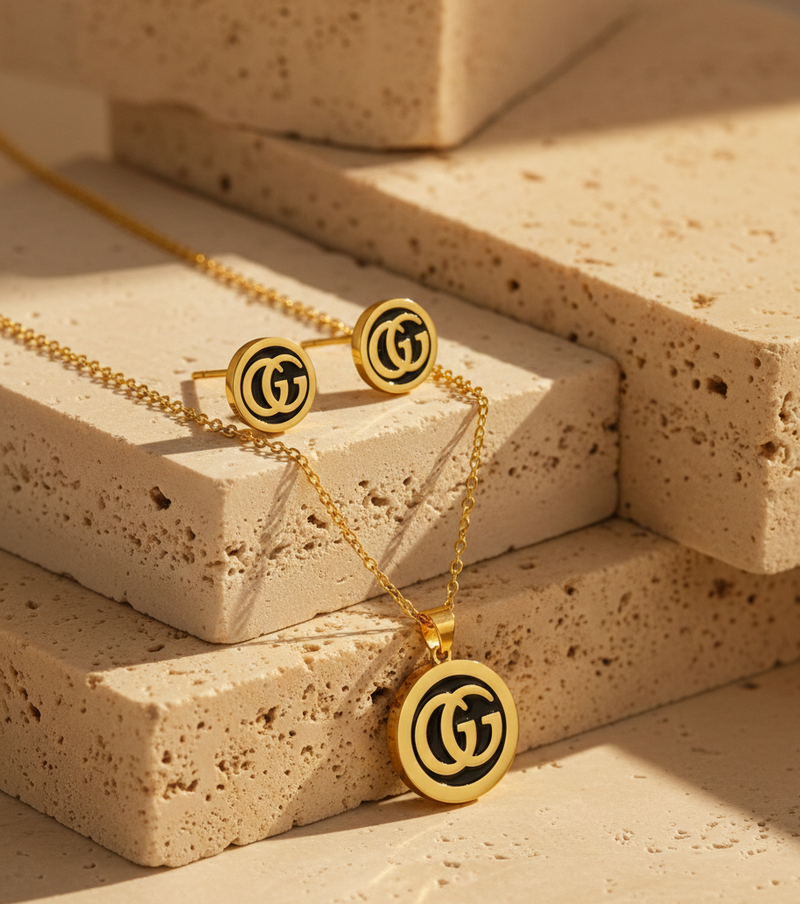 Amaura Noir Gold Emblem Set Picture