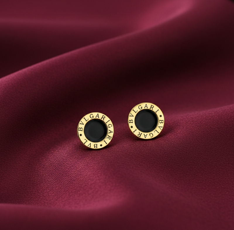 Black&Gold Stud 
