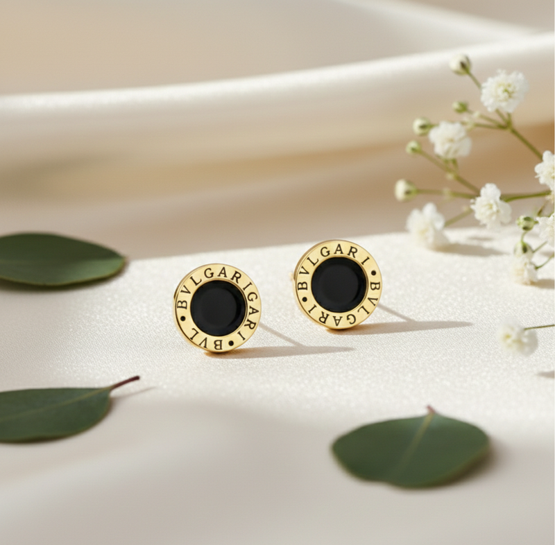 Black&Gold Stud Image