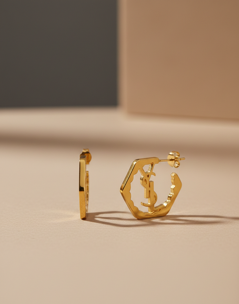 Gold Earrings “Modern Edge Glow”