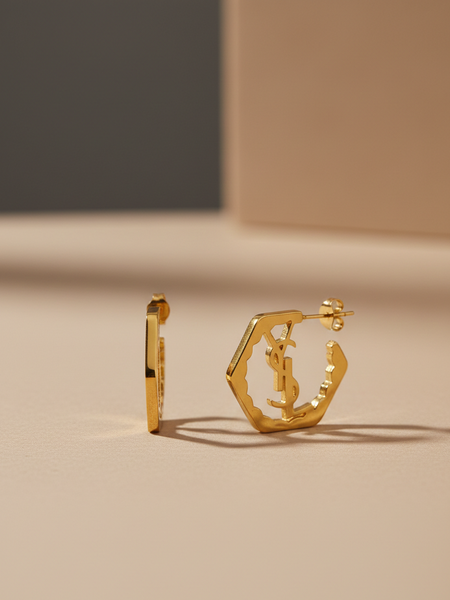 Gold Earrings “Modern Edge Glow”