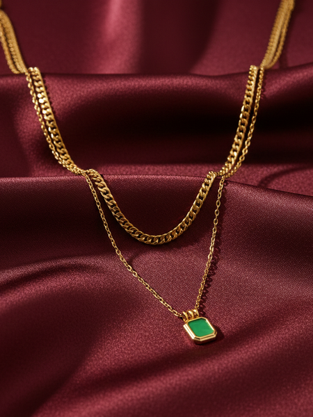 Emerald Drop Layered Chain Image