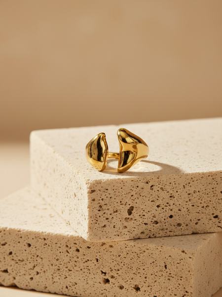 Liquid Gold Ring Image