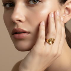 Liquid Gold Ring With Model