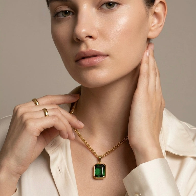 Emerald Green Stone Pendant Necklace