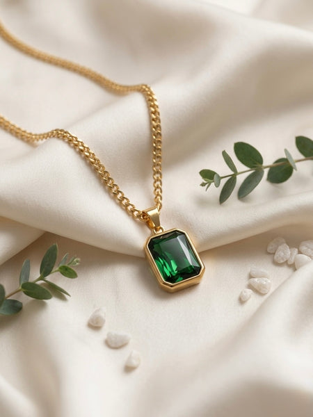 Emerald Green Stone Pendant Necklace – Gold PVD Coated Stainless Steel Chain (18