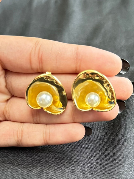 Stud Earrings