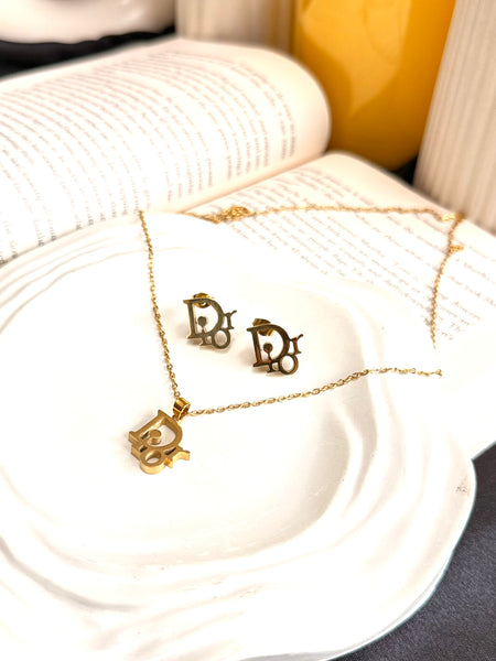Amaura Radiant Gold Aura Set “Golden Glow Statement Set