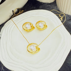 Amaura Pearlescent Gold Luxe Set “Pearl-Infused Gold Beauty”