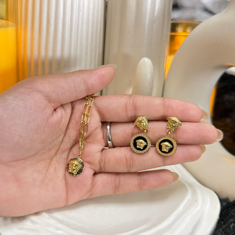 Amaura Noir & Gold Contrast Set “Black Tie Gold Set”